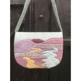 Quilting Antics Pattern | Three Peaks Bag