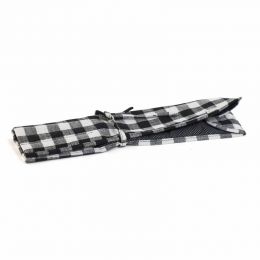 Knitting Pin Wrap: Empty: Monochrome Gingham